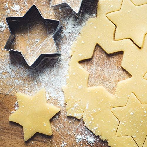 חותכי עוגיות, 26 יחידות צורות חותכי עוגיות לב כוכבים, חותכי עוגיות מתכת טאונואה לחג המולד, לילדים, לעוגות, מאפינס.